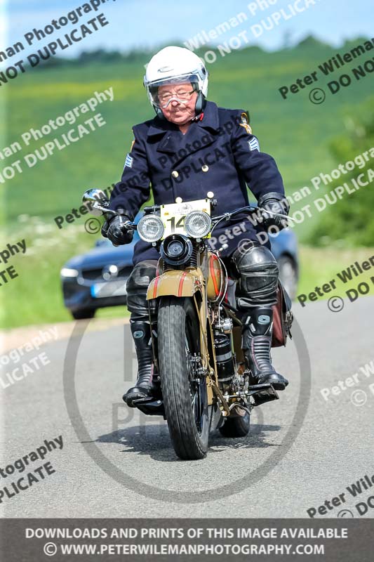 Vintage motorcycle club;eventdigitalimages;no limits trackdays;peter wileman photography;vintage motocycles;vmcc banbury run photographs